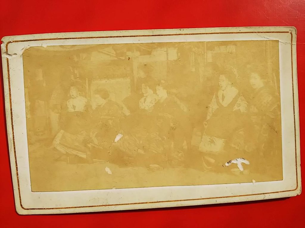 【古写真の調査後売却】京都花魁・島原太夫（鶏卵紙、手札名刺サイズ） | 【幕末明治の写真師 総覧】1,500名以上の写真師データベースから人名