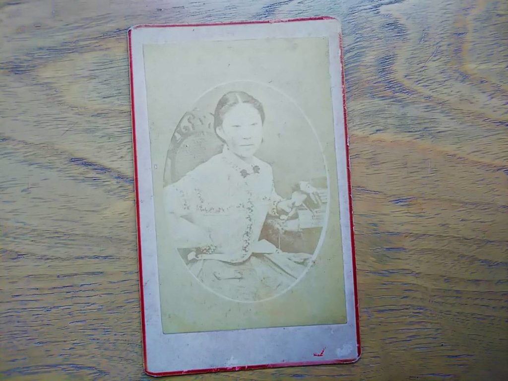 フランスアンティーク 肖像写真 女の子 額装 アルビューメンプリント