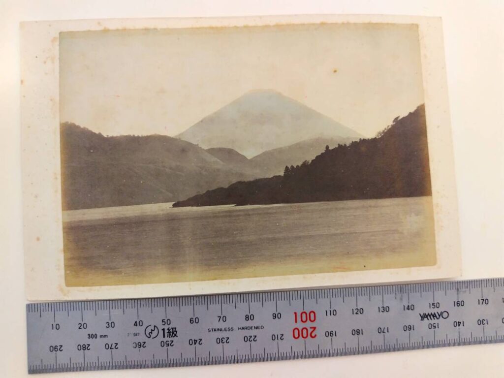 【古写真の調査後売却】明治期の富士山が撮影された風景写真（鶏卵紙、手彩色）