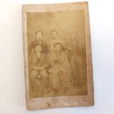 【古写真の調査後売却】明治2年、大隈重信,伊藤博文,井上馨,五記念代友厚,土居通夫の並ぶ築地梁山泊での写真（鶏卵紙、台紙貼付）
